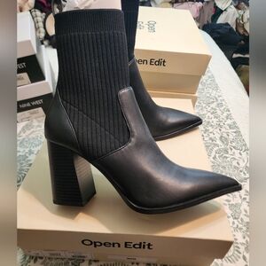 Open Edit Sock Booties in size 7